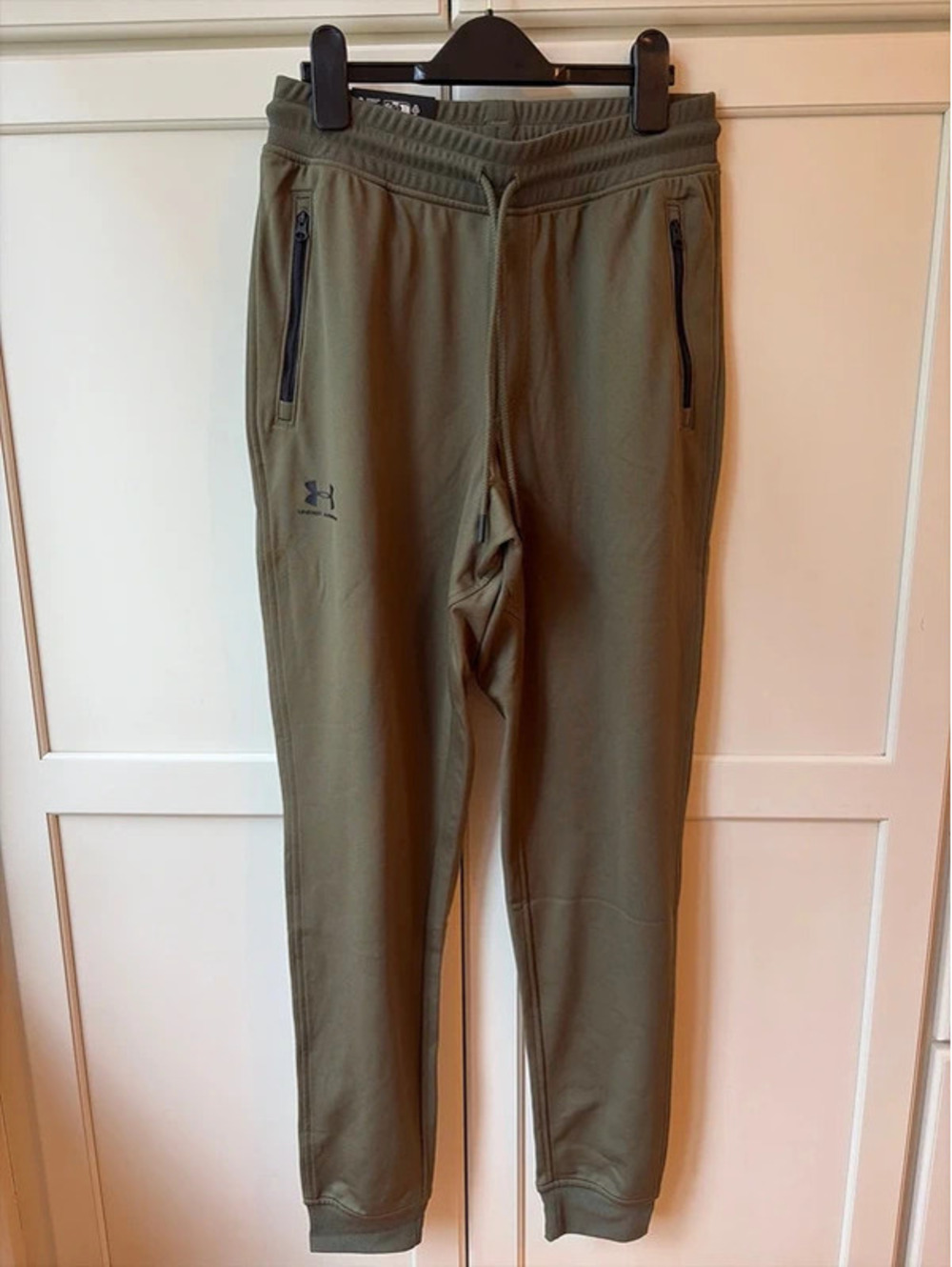 Under Armour Boys Youth Small Olive Green Tapered Jogger Pants NWT